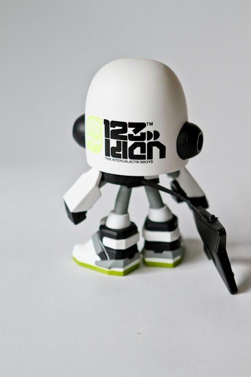 FELLASTAR TOY SPECIAL EDITION 123KLAN TOY - 123klan 123klan graffiti art